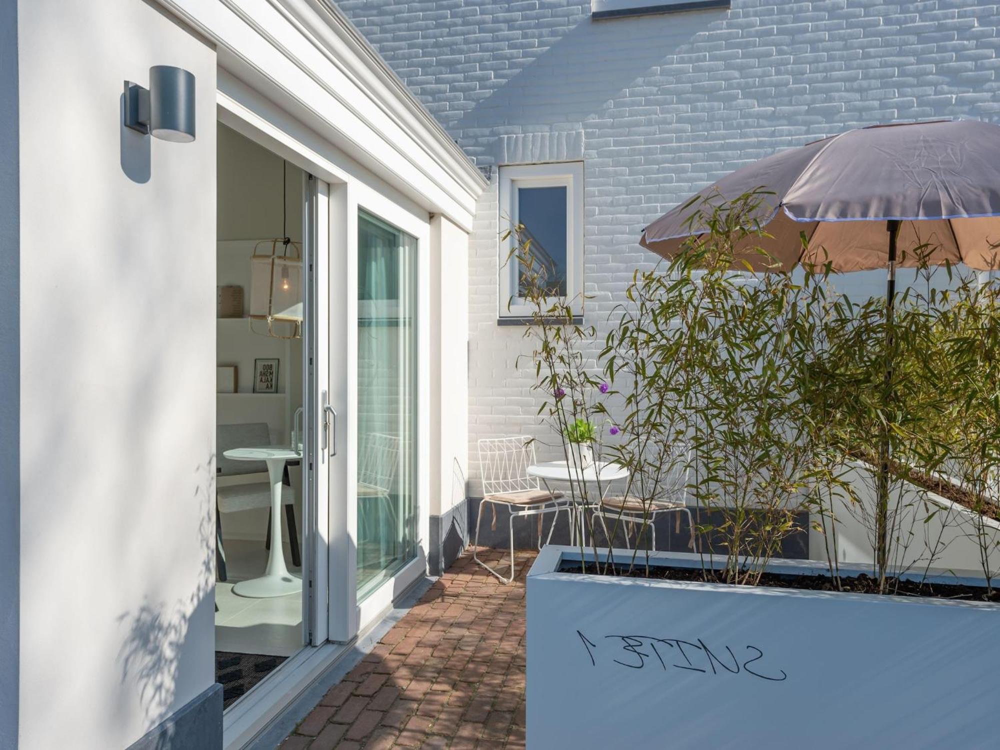 Pleasaing Holiday Home In Oostkapelle Near Centre Ngoại thất bức ảnh
