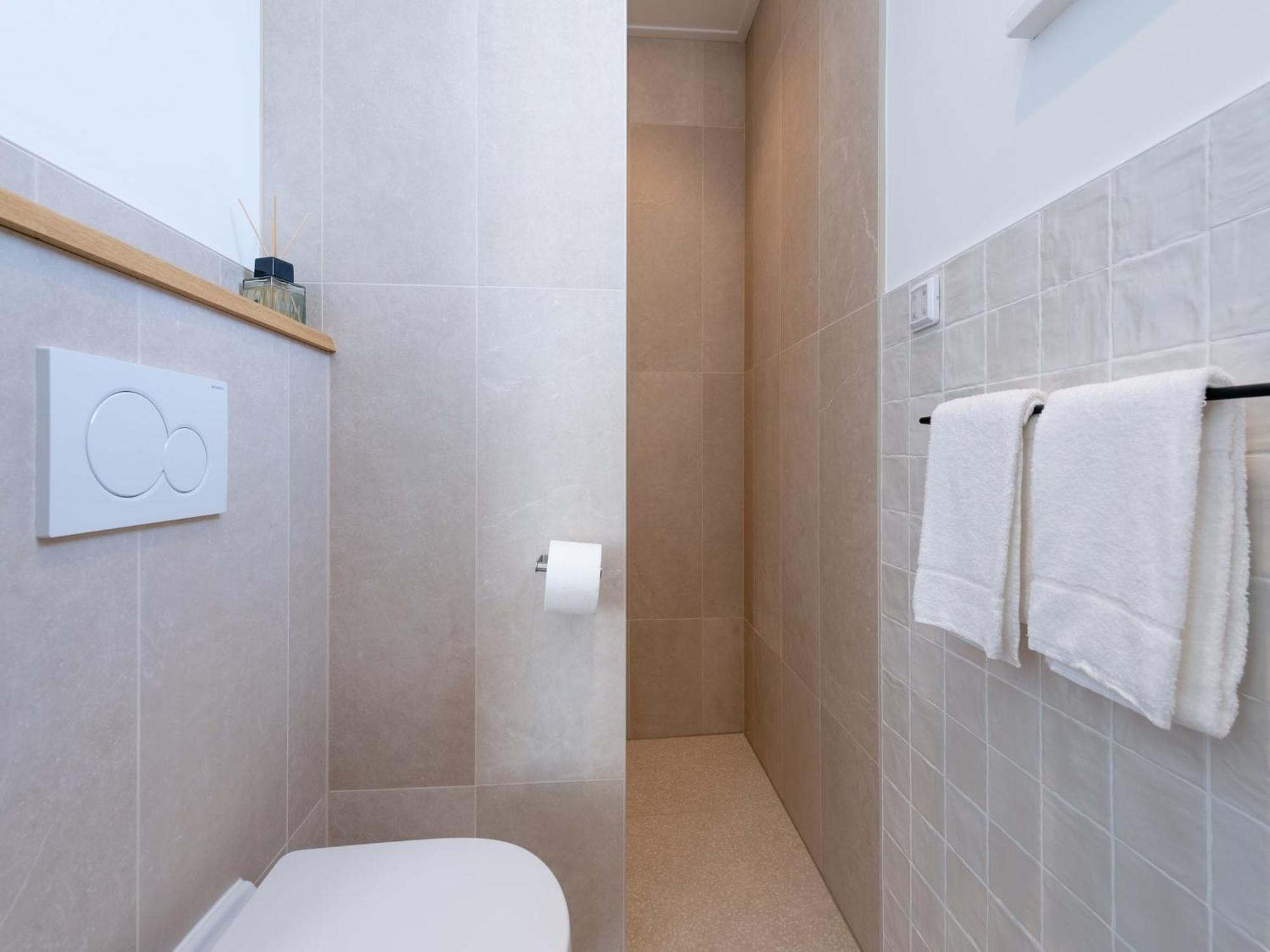Pleasaing Holiday Home In Oostkapelle Near Centre Ngoại thất bức ảnh